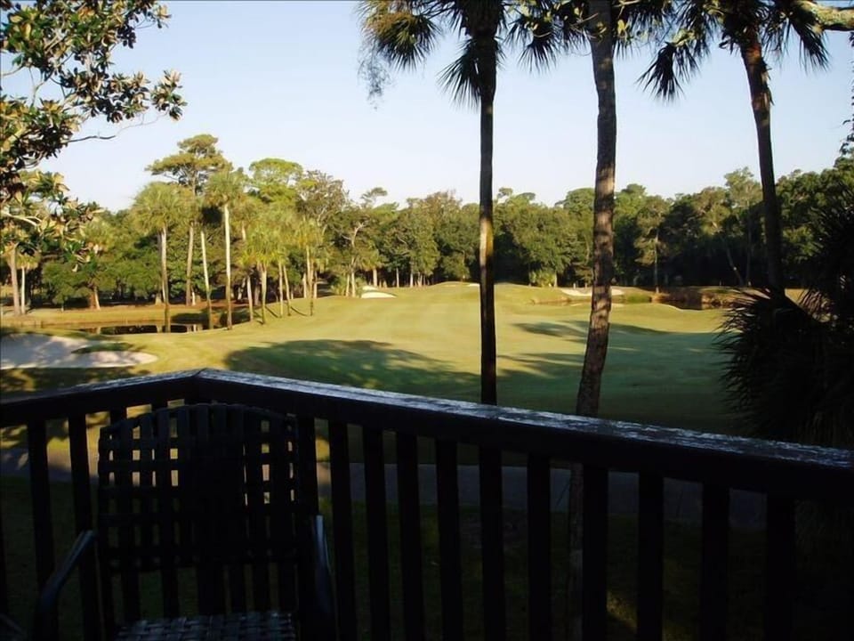 View from the balcony to the green!