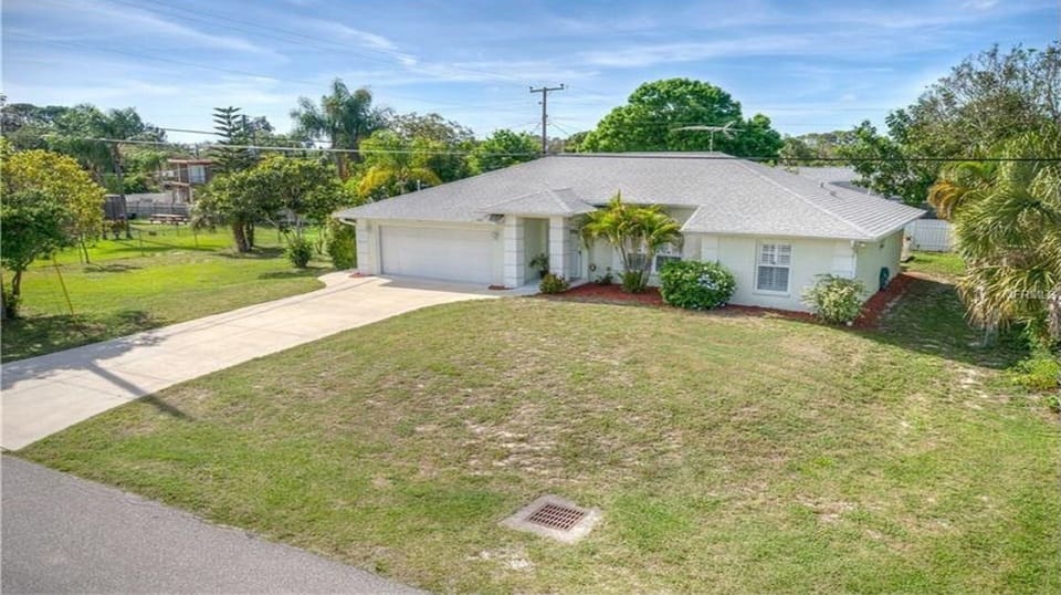 Front aerial view of home.