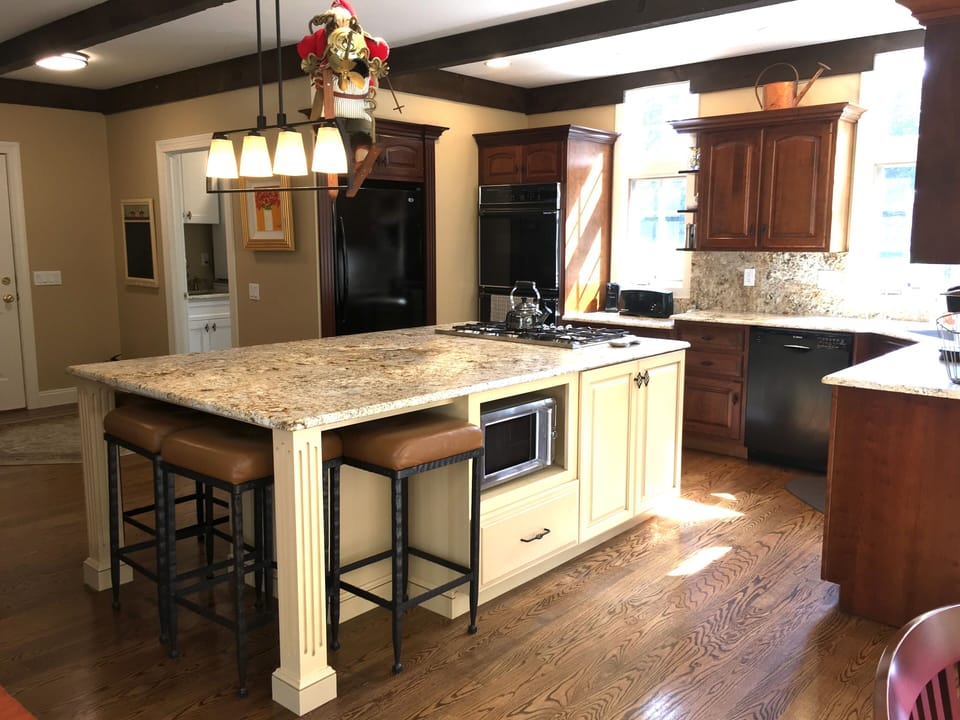 Another view of our kitchen.