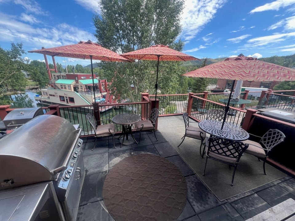 Unit Deck.. AMAZING views!  Top of line FireMagic grill and $1M views!  
