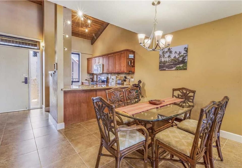 dining area & kitchen