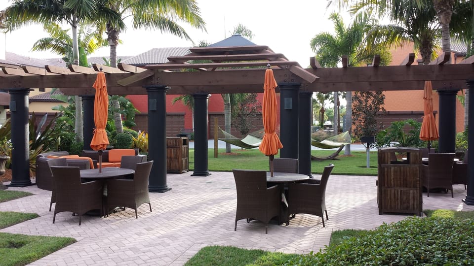 Additional private amenities to Quad owners; outdoor grilling, sunbeds and more