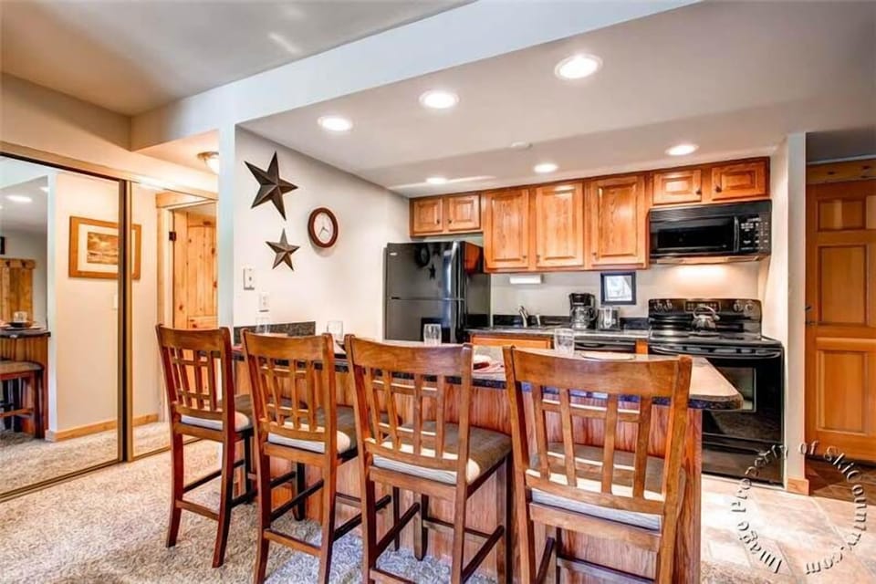 Enjoy the Apres Ski in the comforts of your home!
