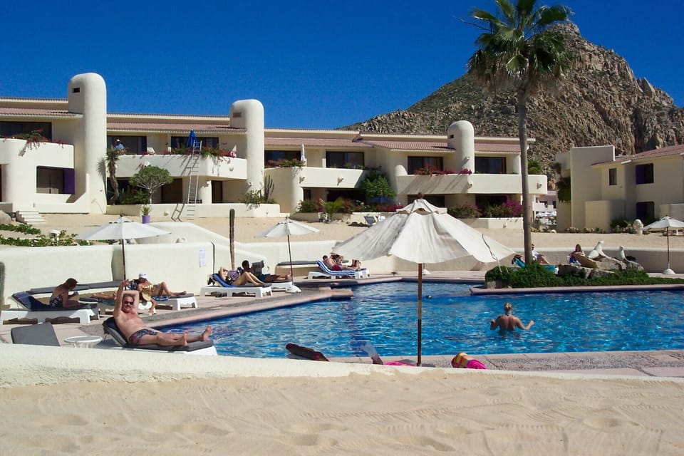 Relax by the Palapa Bar and take a swim right up to the bar!
