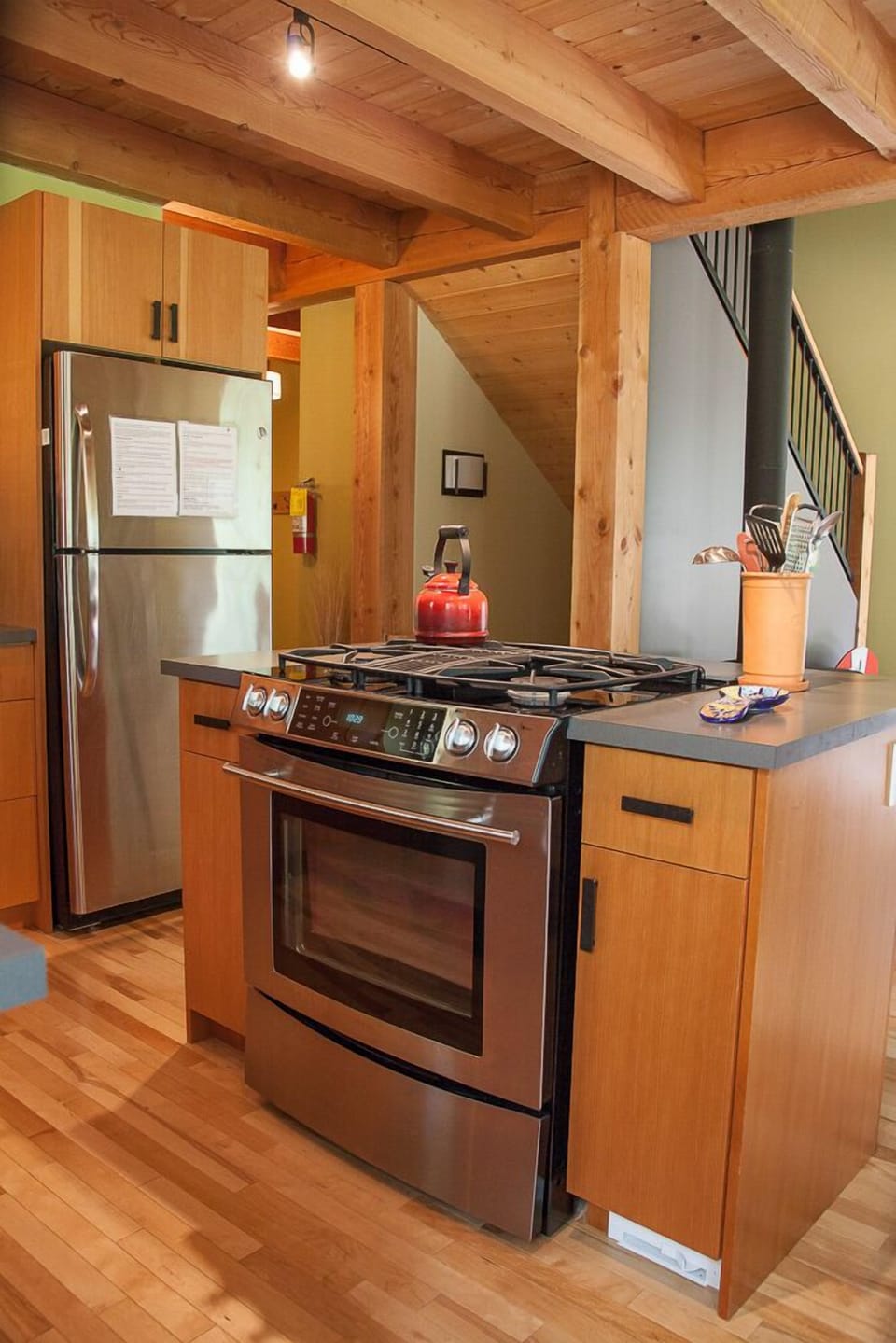 Gas range and oven on kitchen island