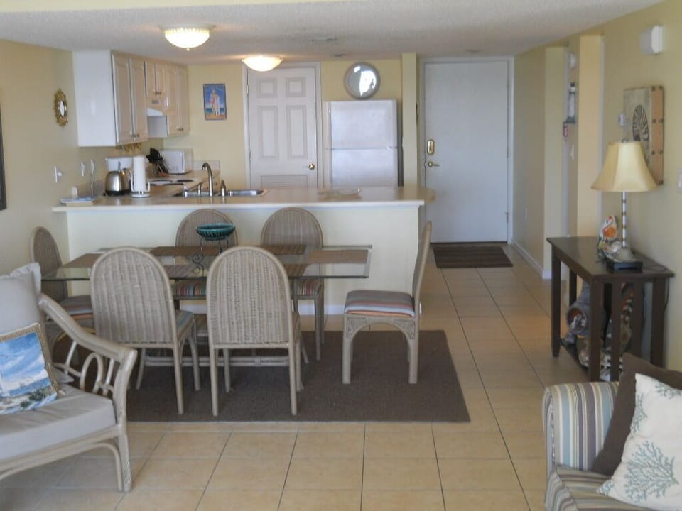 Dining Room and Kitchen