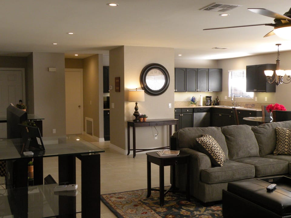 Open living space to entertain guests