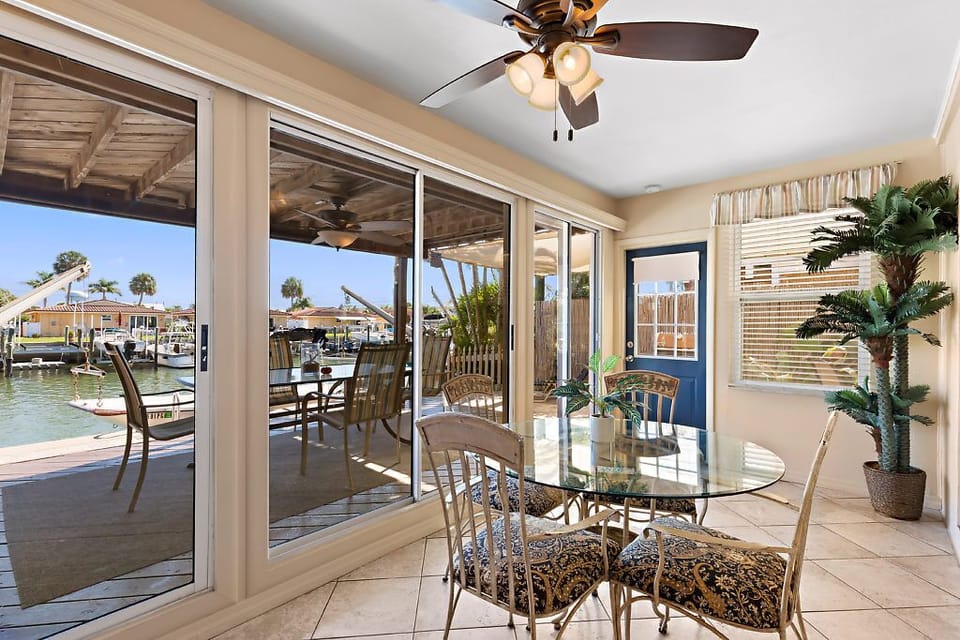 Dining area in Kirk unit