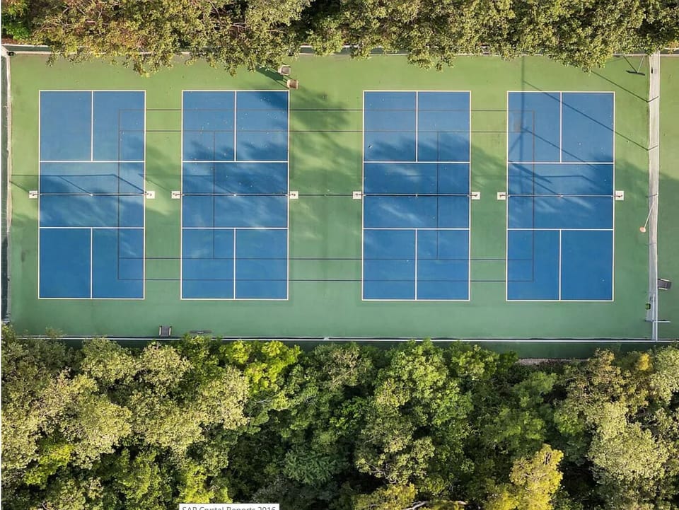 Tennis and Pickle Ball Courts