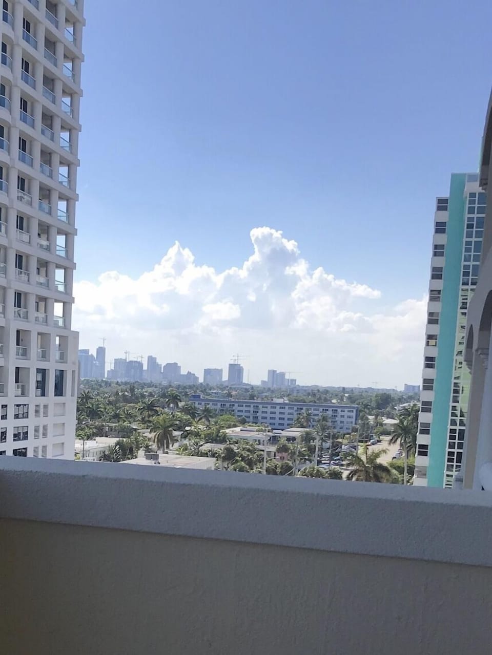 Private Balcony (Downtown Ft Lauderdale City View)