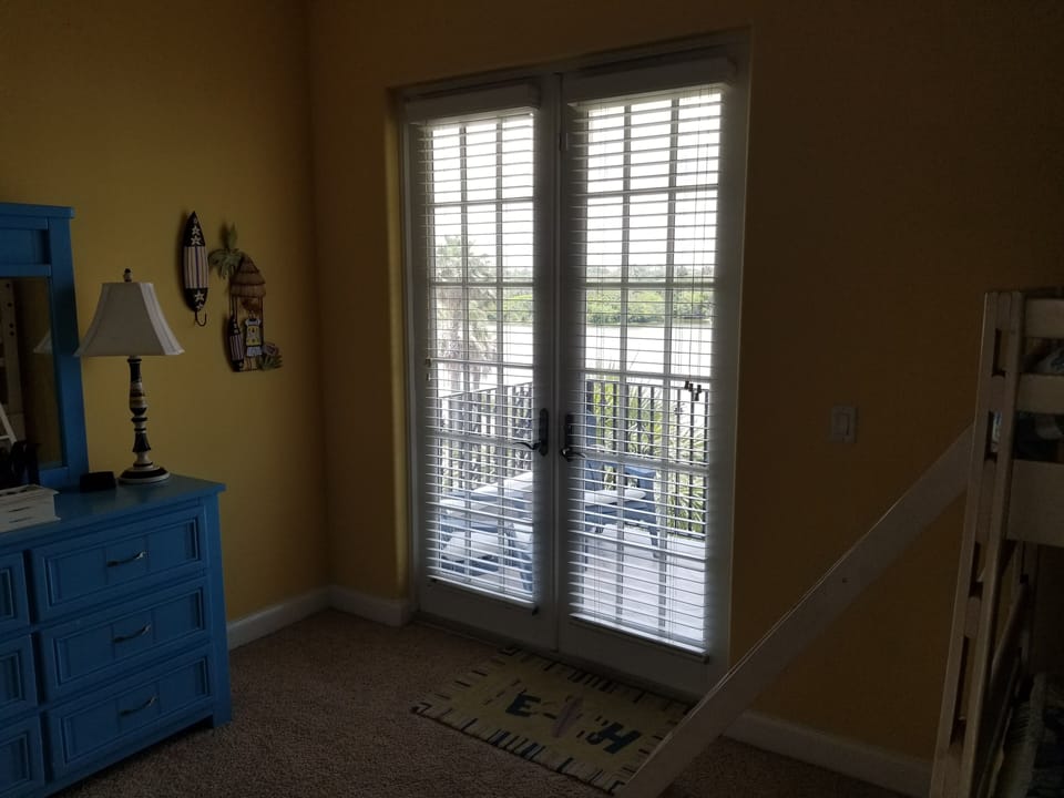kids room 3rd floor porch access with lake view