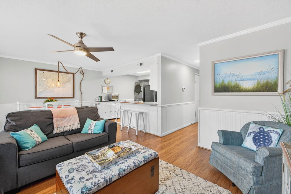 Lots of room in den & kitchen
