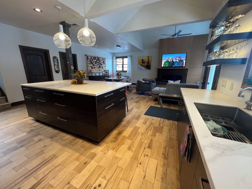 Kitchen/Dining Room/Living Room Perspective