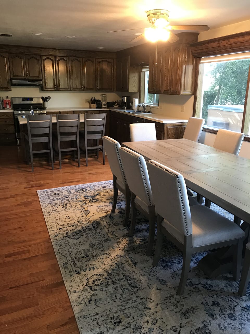 Dining room/kitchen