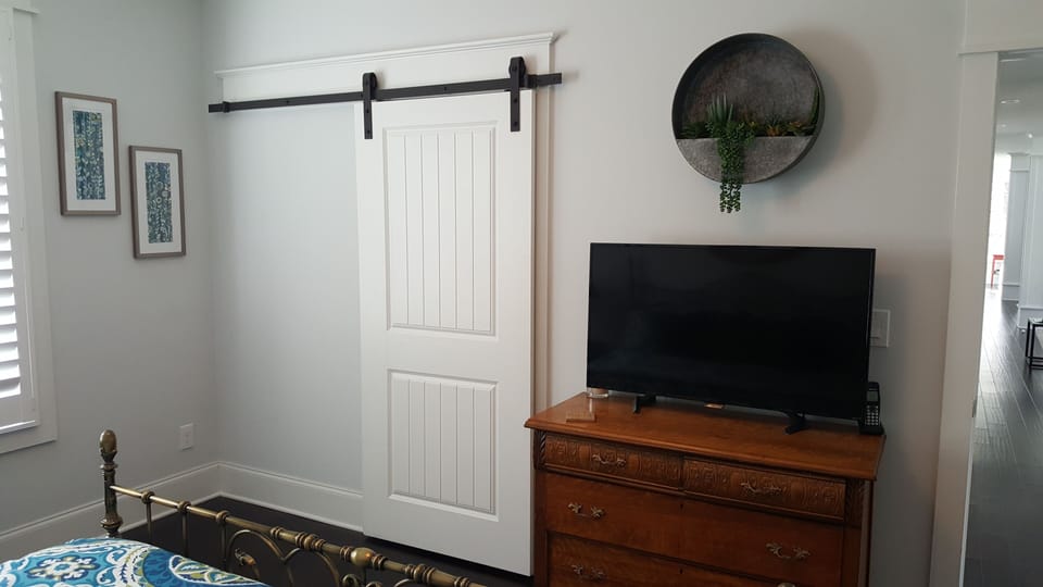 Downstairs bedroom #1