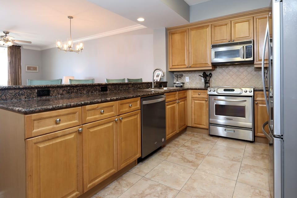 Fully stocked Kitchen with all New Stainless Steel Appliances 