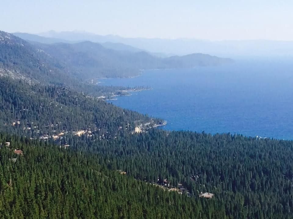 Close to the lake - 10 minute walk