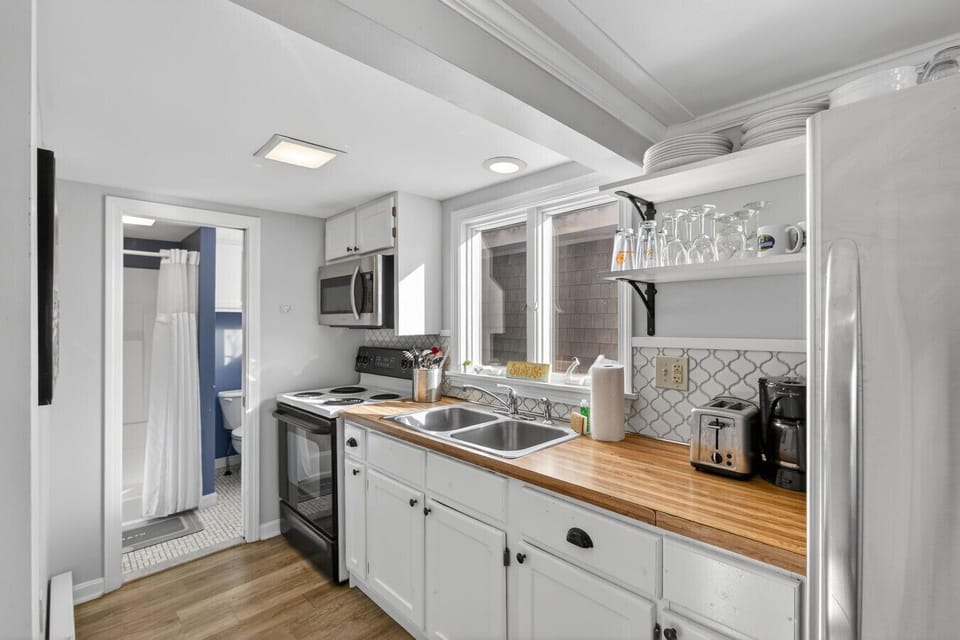 Sunrise Kitchen