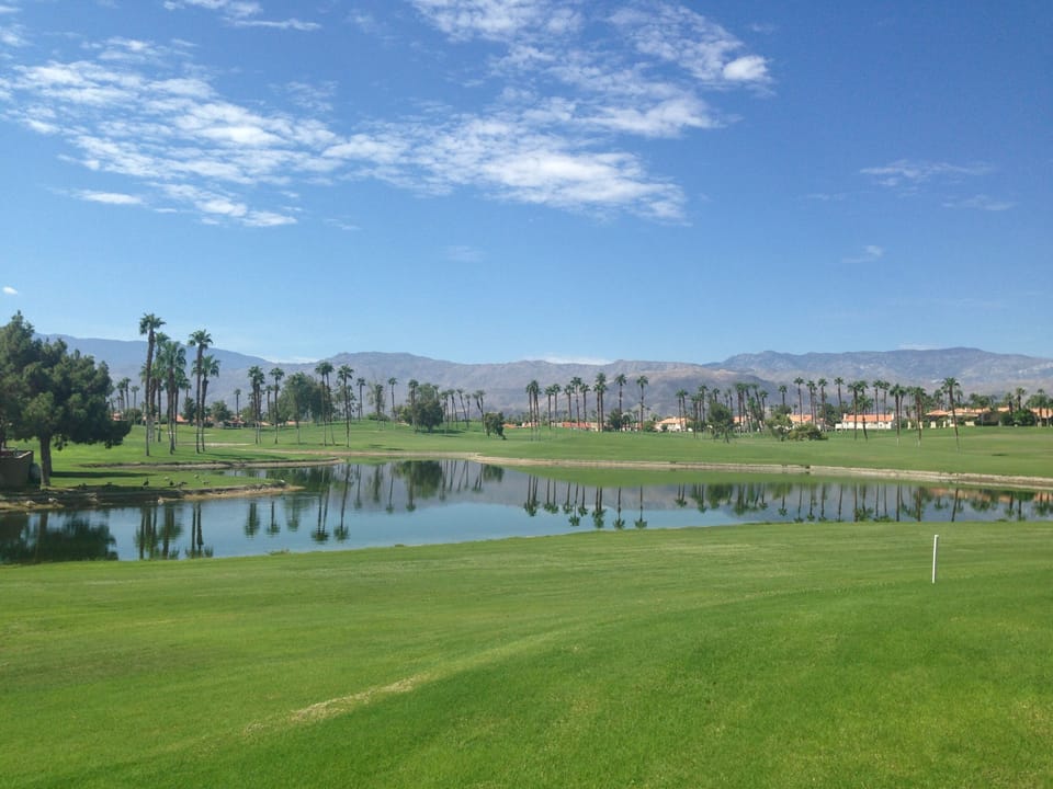 Golf Digest's Seventh Annual “Best Places to Play” gave Desert Falls four stars for outstanding course condition, professional staff, rate of play, and overall value. 