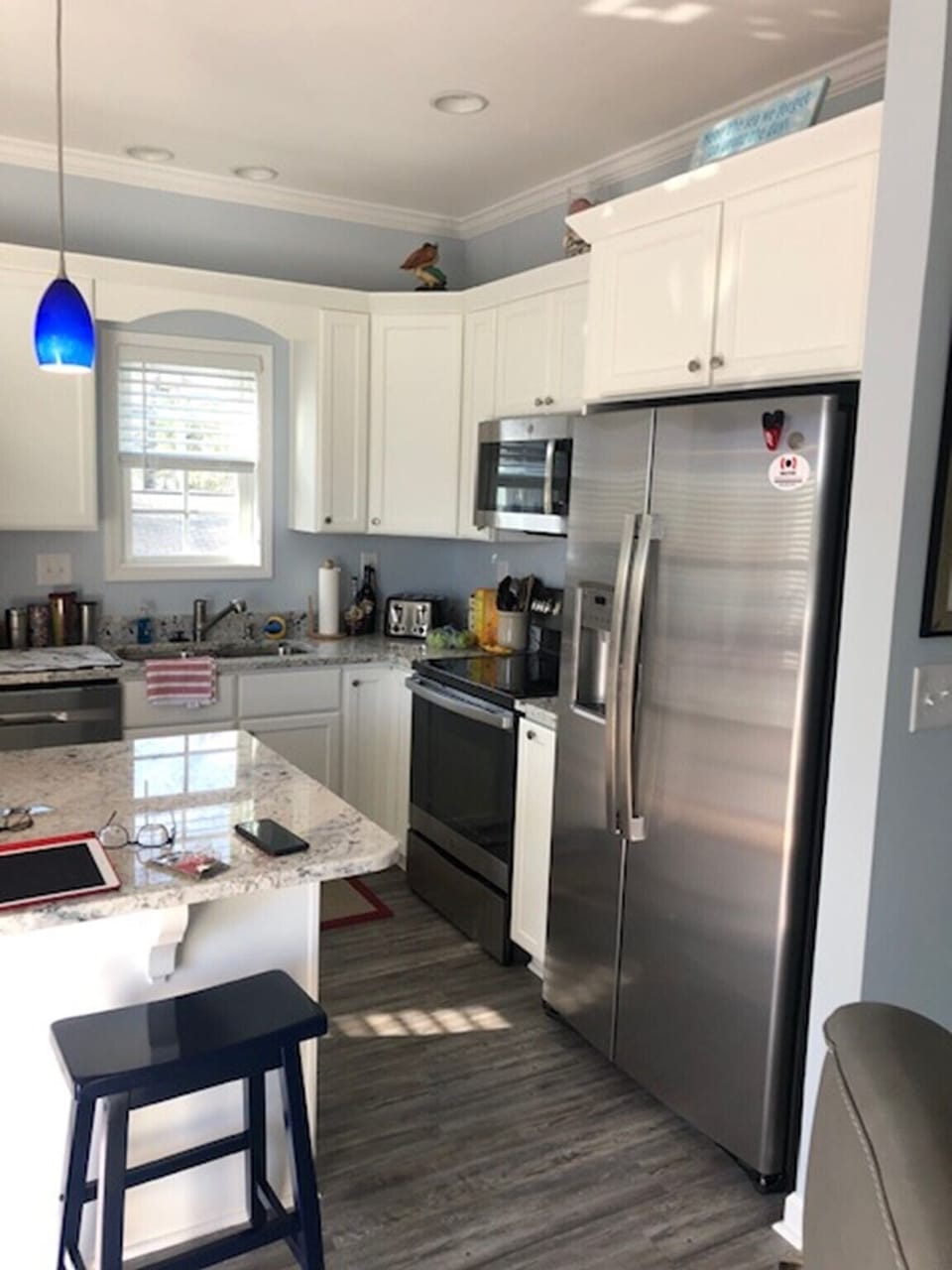 Spacious kitchen with new state of art appliances