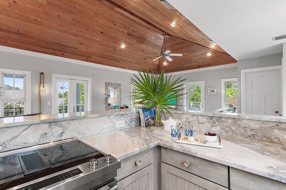 Perfect spot to entertain for cocktails and charcuterie boards