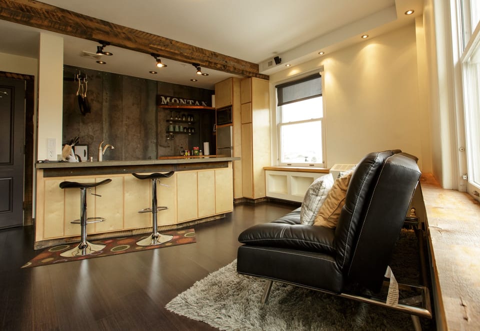 Another Kitchen/Bar View