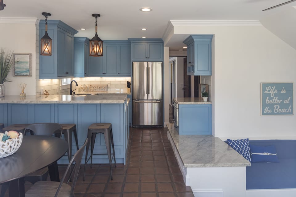 1st Floor Entrance to Kitchen, Dining & Living Rooms