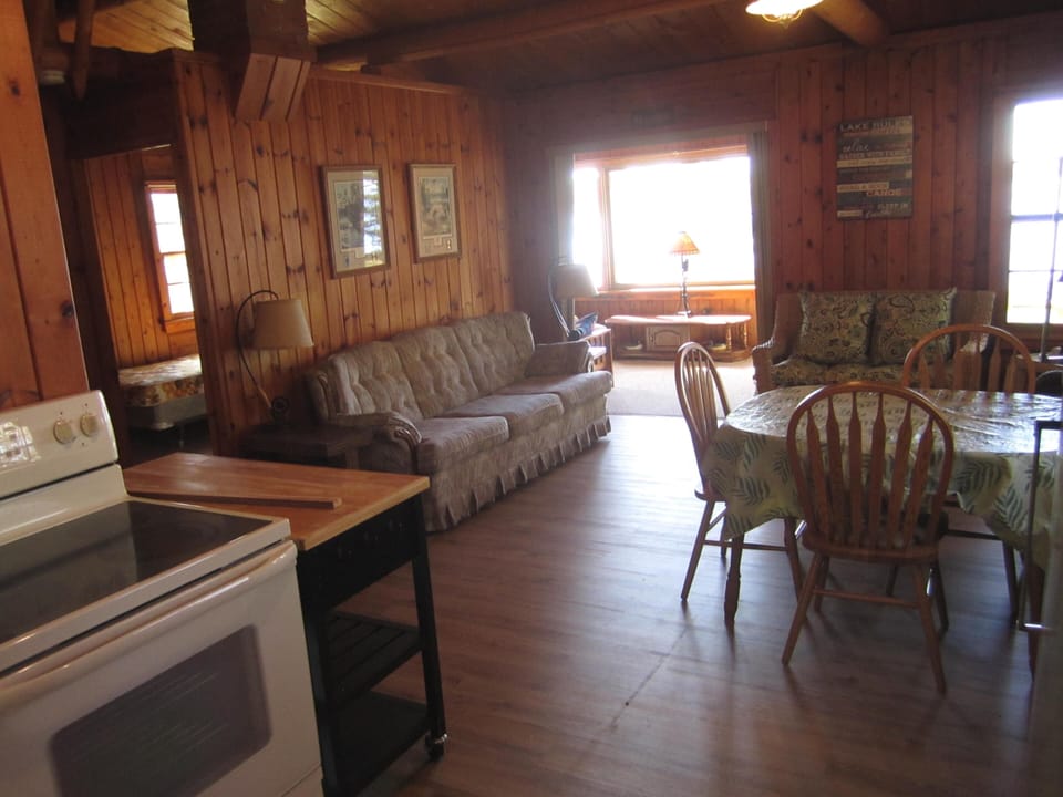 kitchen to lakefront sun porch