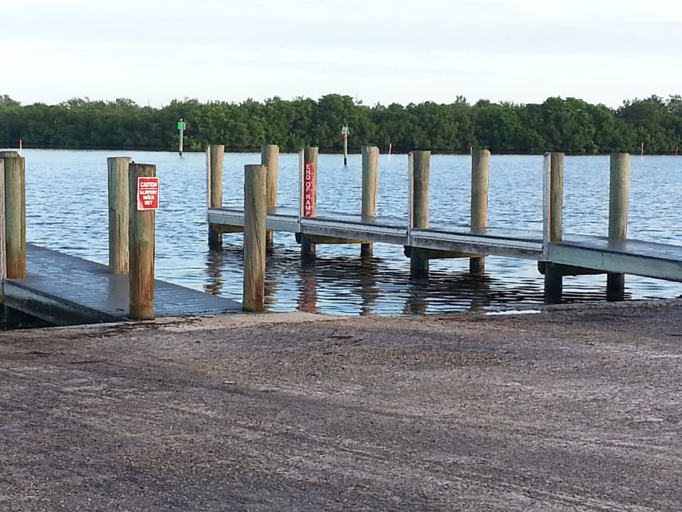 Community boat ramp just minutes away
