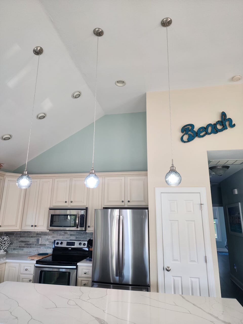 kitchen area, vaulted ceiling