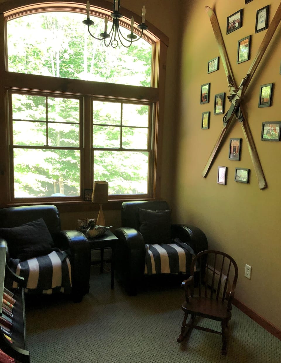 Reading area upstairs.