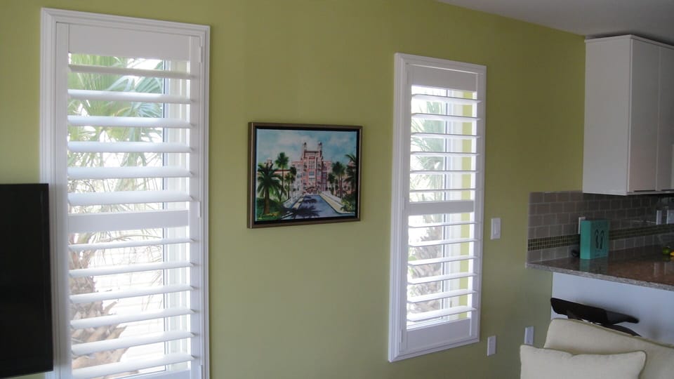 Living room view to North.