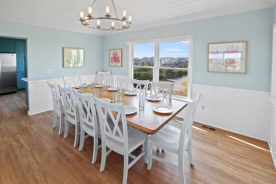 surf-or-sound-realty-237-bella-breeze-dining-room-2