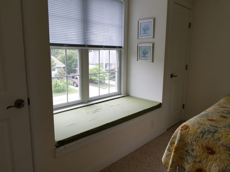 Sunflower room