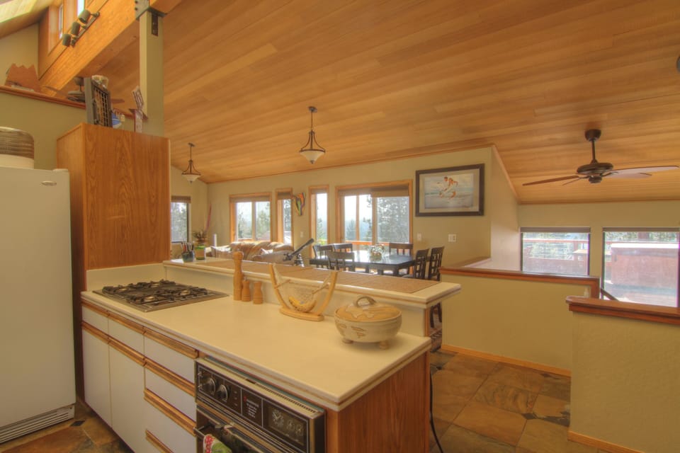 Kitchen and dinning area