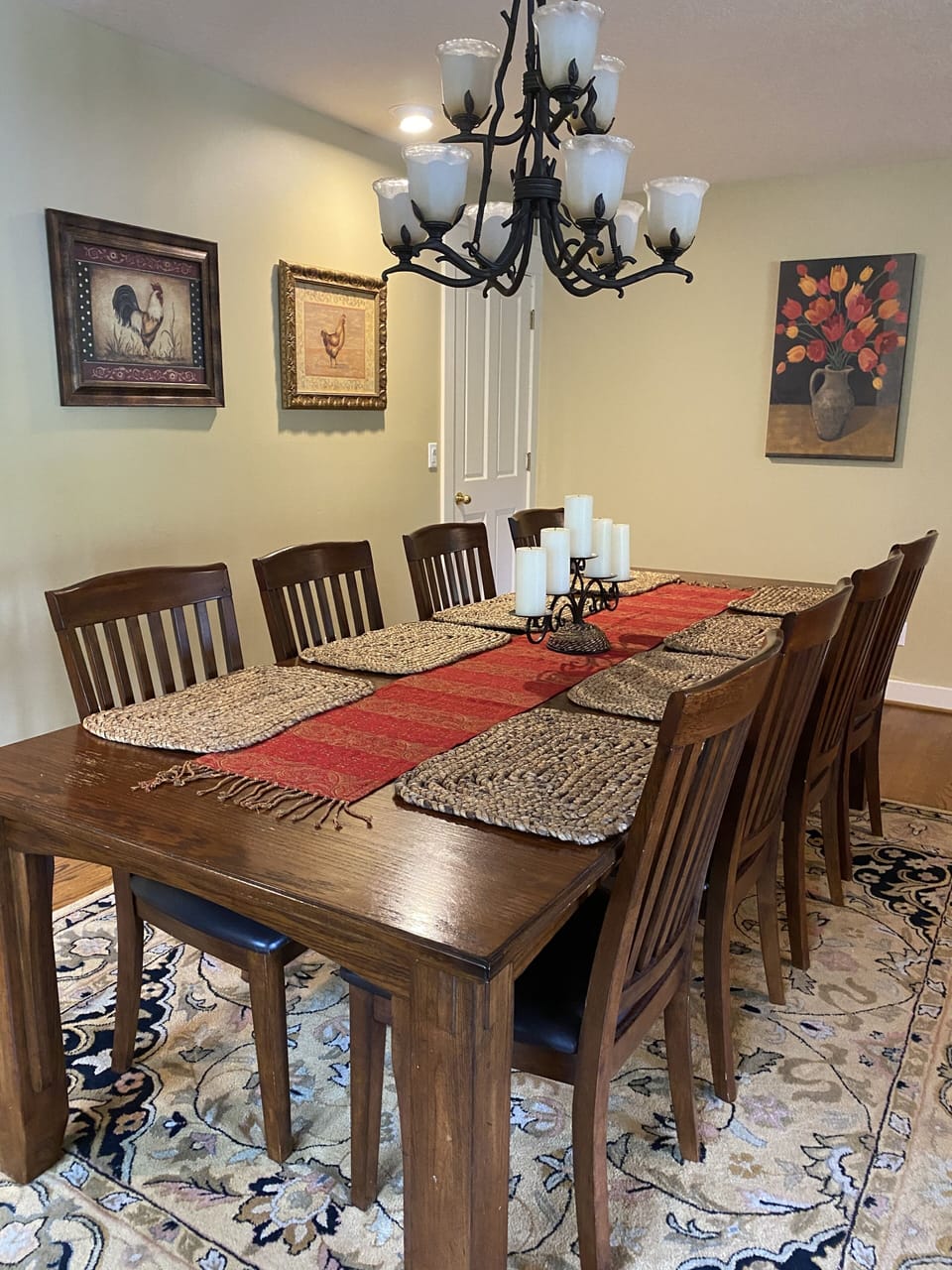 Dining room table seats 10, plus a dinette and kitchen island.