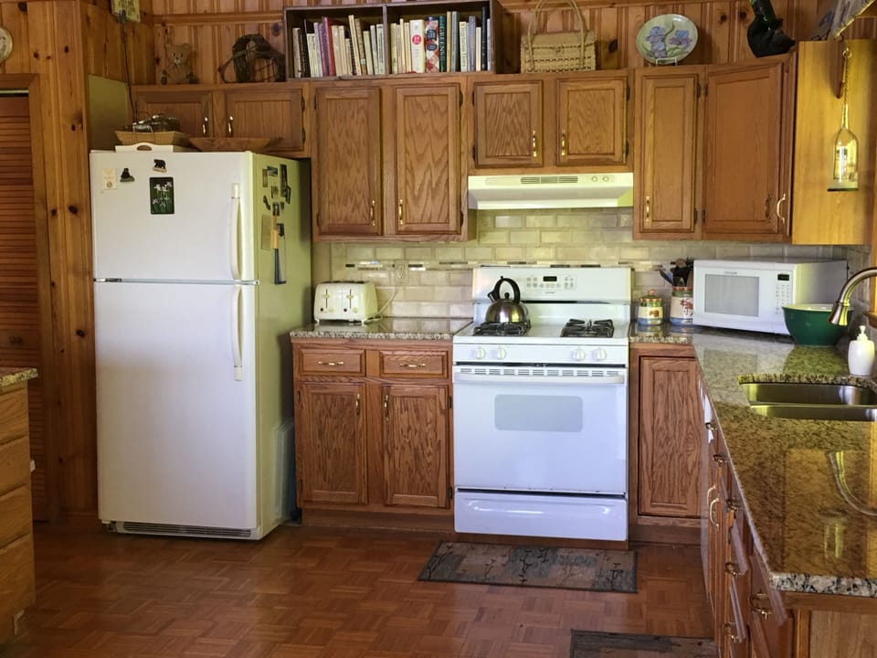 Kitchen with everything you need and more.