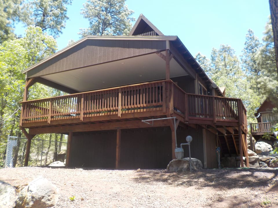 ENJOY SITTING ON THE DECK THAT OVERLOOKS EDLER LAKE