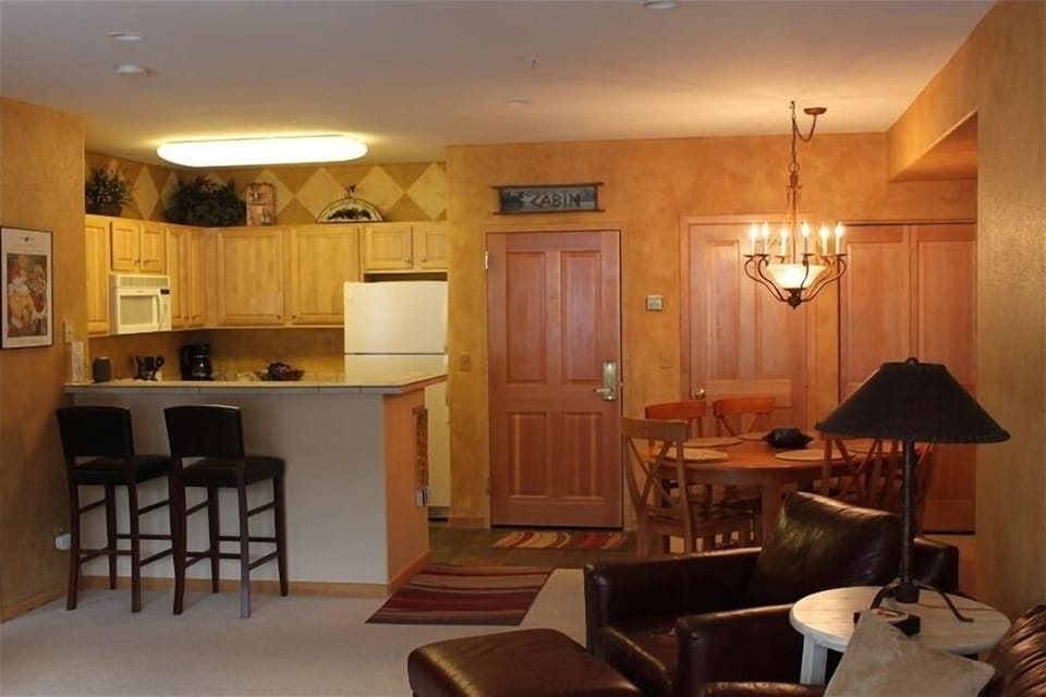 Kitchen and dining areas, washer and dryer closet