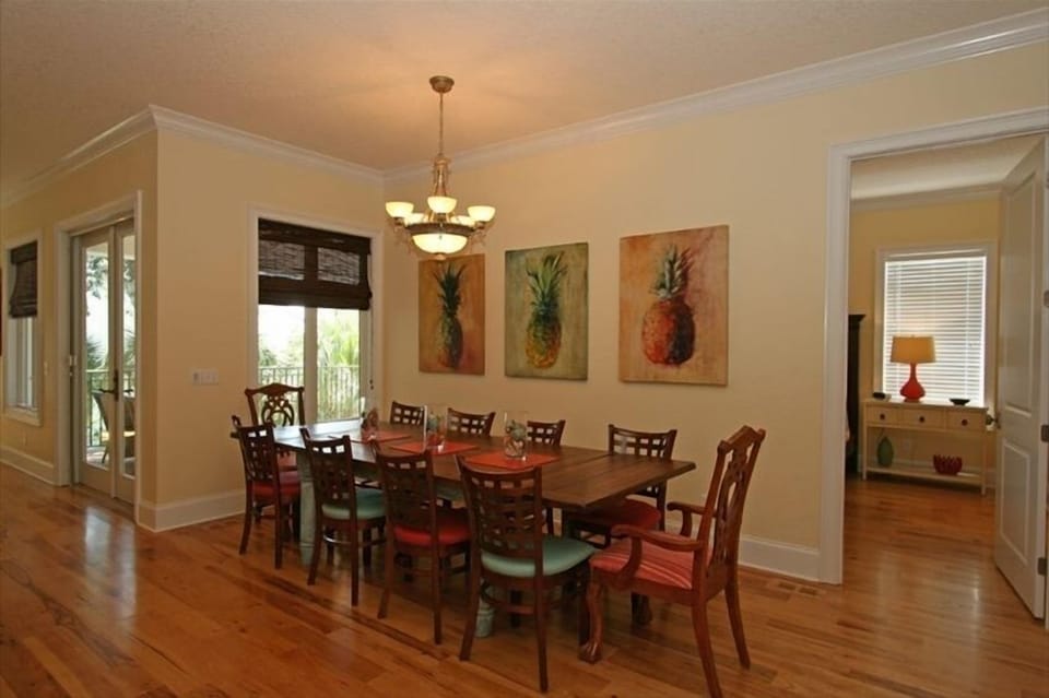 Spacious Dining Area that Seats 10 Plus 4 at the Bar Area