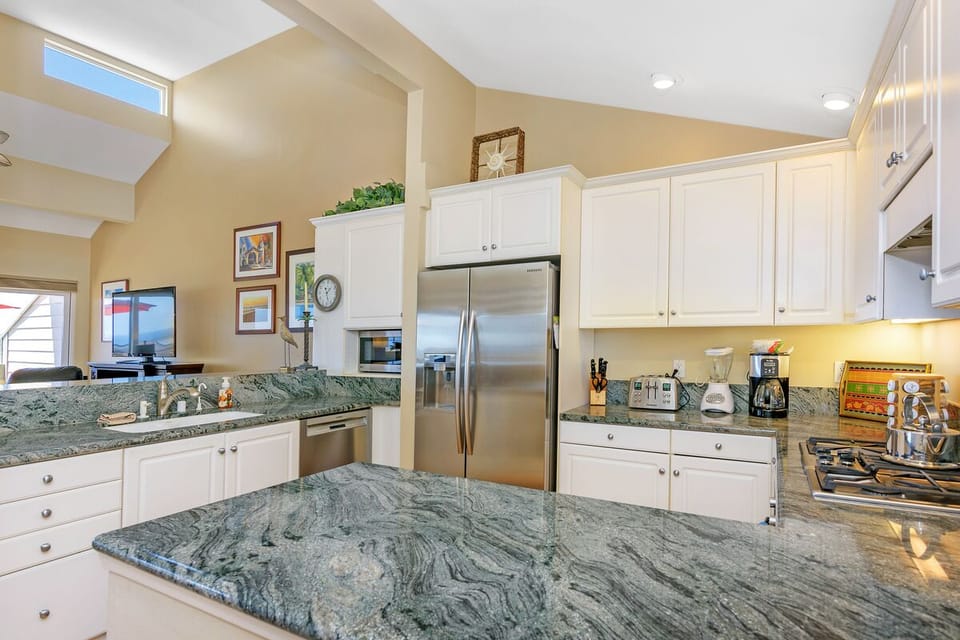 Beautiful kitchen.