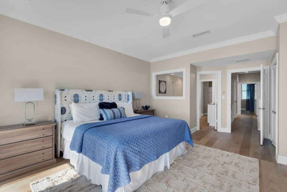2nd King Bedroom with access to bathroom