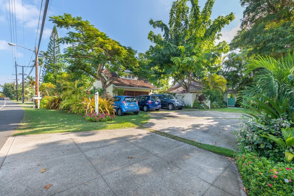 driveway entry
