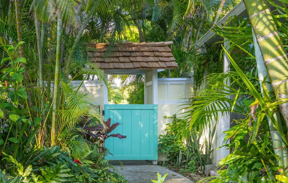 Green gate.