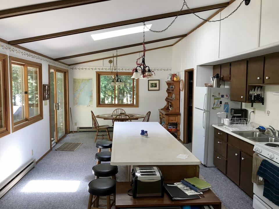 Kitchen and dining areas.