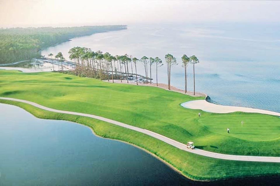 Kelly Plantation Golf Club only 2 miles away!