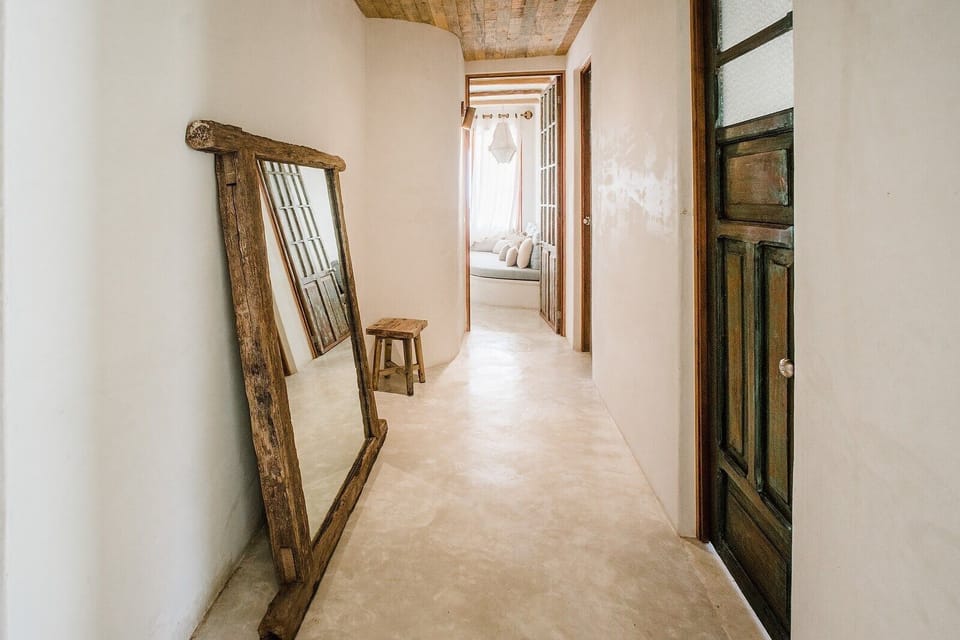 Zorba Villa Upper Hallway