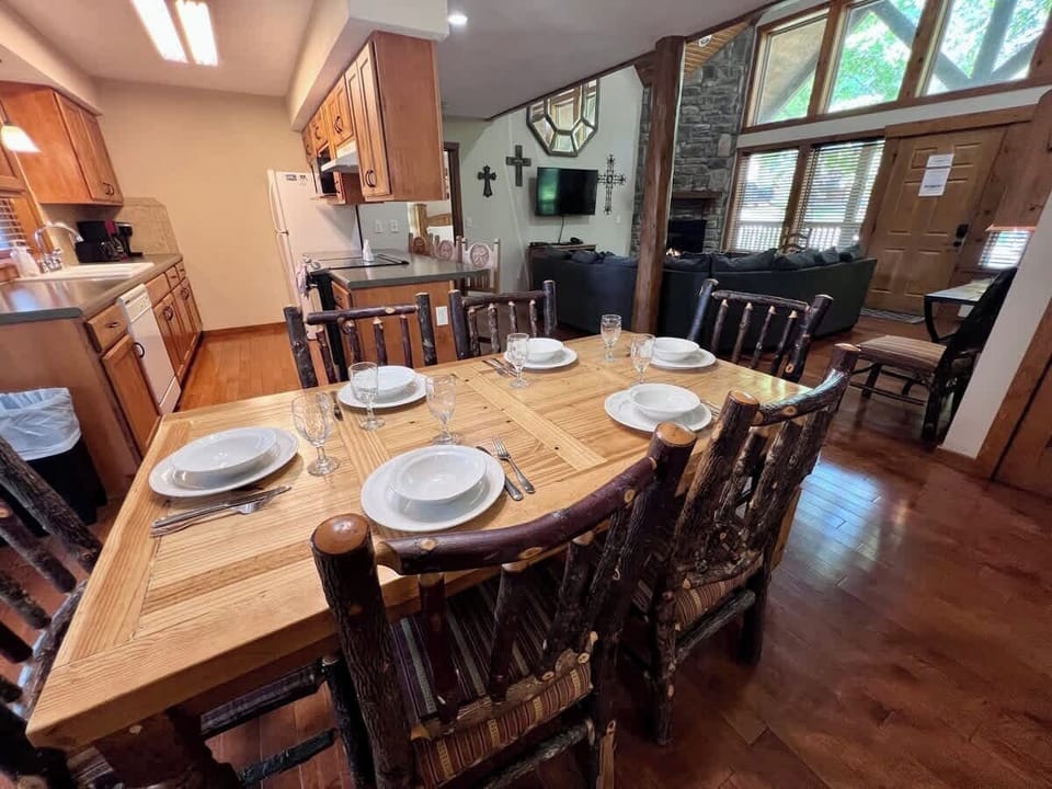 Old Hickory dining chairs--total of eight chairs