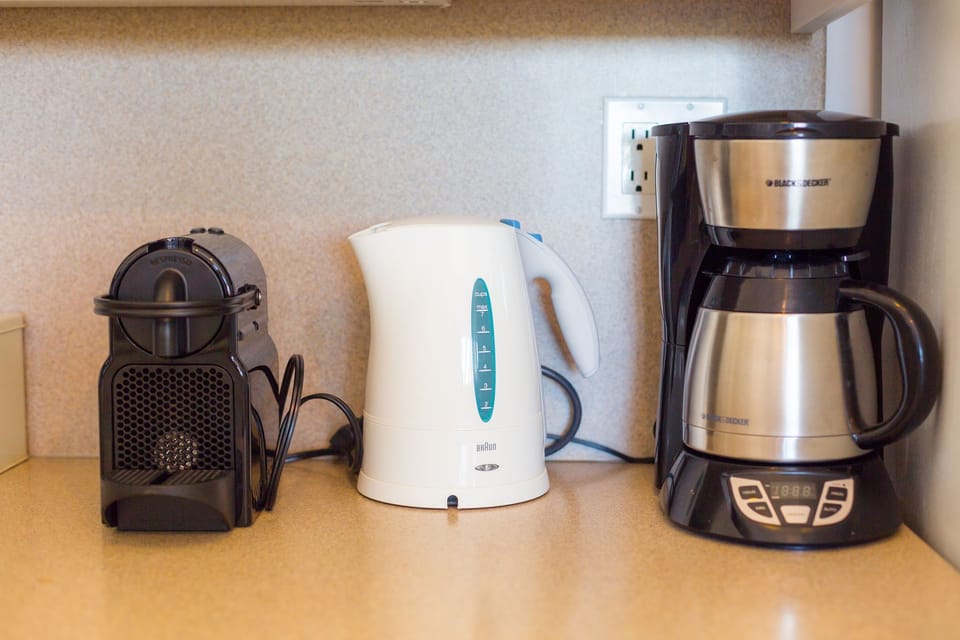 coffee machines: Nespresso & Filter + kettle