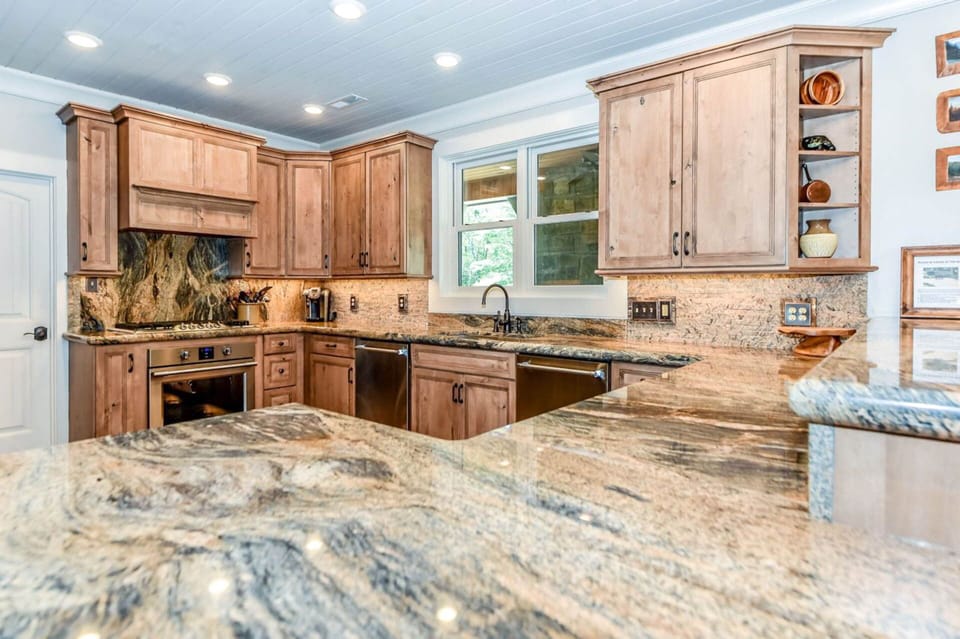 Spacious countertops for serving buffet style meals